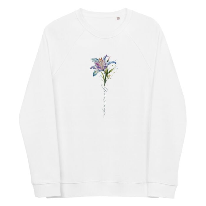 Džemperis be gobtuvo su užrašu. Universalaus dizaino džemperis dera su kitais drabužiais