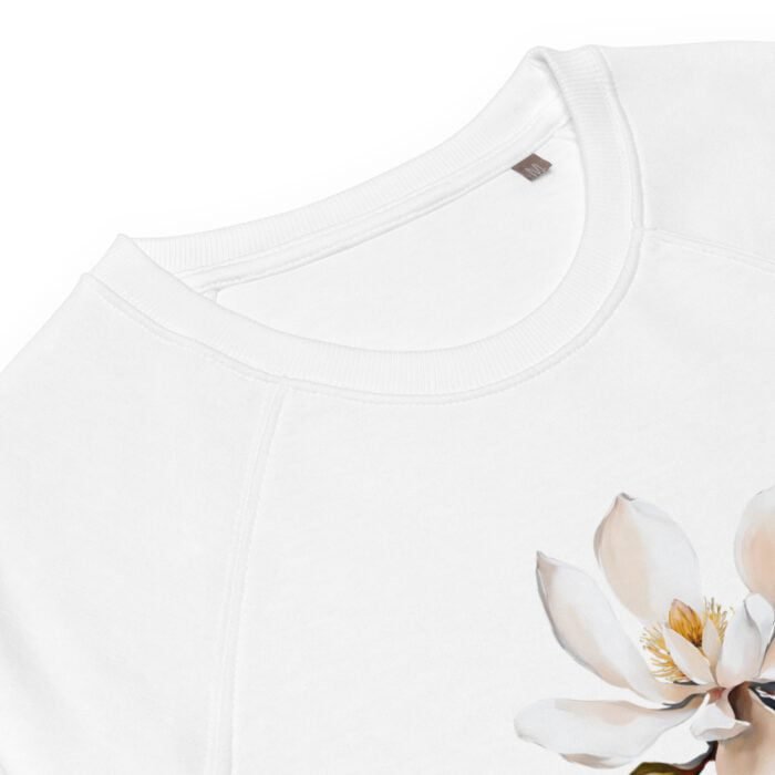 Stilingas, universalus ir pagamintas iš 80% organinės medvilnės. Universalaus dizaino džemperis gražiai dera su kitais drabužiais,