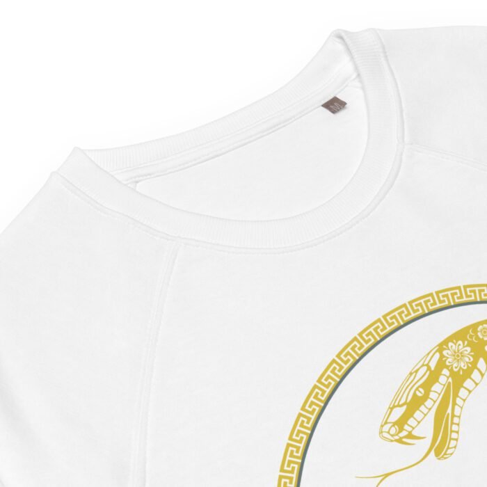 Unisex džemperis be gobtuvo su subtiliu gyvatės simboliu skirtas tiems, kas gimė Gyvatės metais ar tiesiog jaučia ryšį su šiuo ženklu. Jis puikiai tiks šventėms