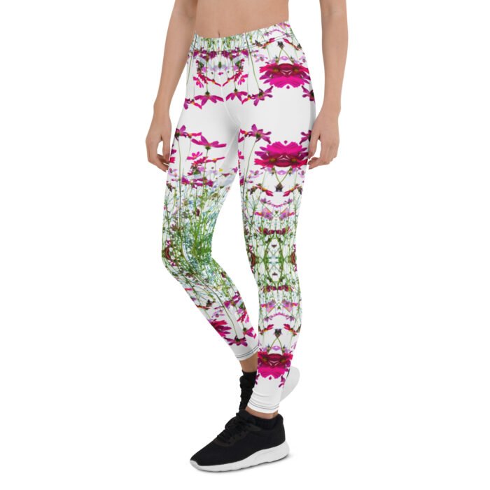 Kokybiškos temprės sukurtos aktyvioms moterims, kurios mėgsta judėti! Minkštas ir tamprus audinys leidžia jaustis laisvai bet kokioje veikloje