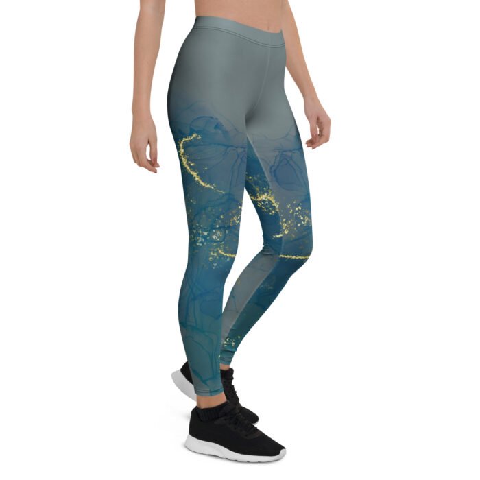 Sportui pritaikytos temprės su unikaliu dizainus, leis jaustis laisvai. Tamprus, kvėpuojantis audinys užtikrina judėjimo laisvę. Dizainas įkvėptas gamtos