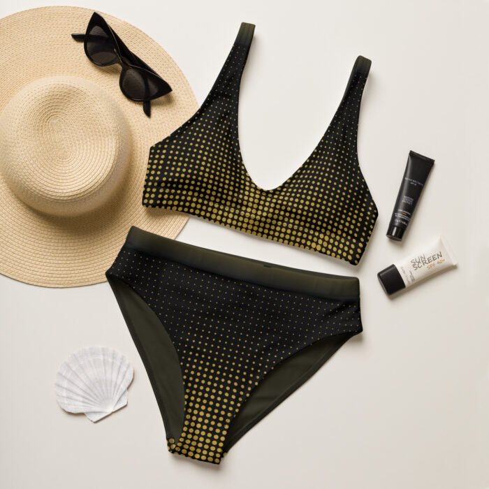 Moteriškas dviejų dalių maudymosi kostiumėlis, ilgaamžis ir stilingas  su tvirtu, dvigubu audiniu ir tampria medžiaga. Komfortas visą dieną.