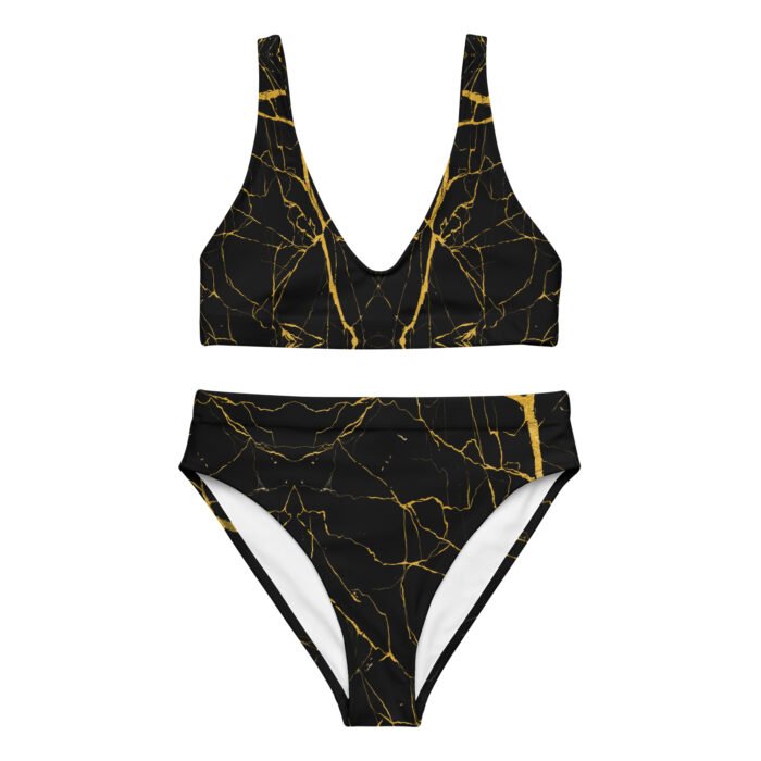 Šis maudymosi kostiumėlis sukurtas tvarumui ir patogumui. Tamprus, greitai džiūstantis audinys ir dvigubas sluoksnis užtikrina ilgalaikį komfortą