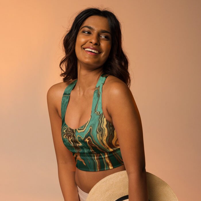 Sportinė liemenėlė kompresinė su ilgu dizainu. Pagamintas iš perdirbto poliesterio ir elastano. Komfortiška įvairaus intensyvumo treniruotėms