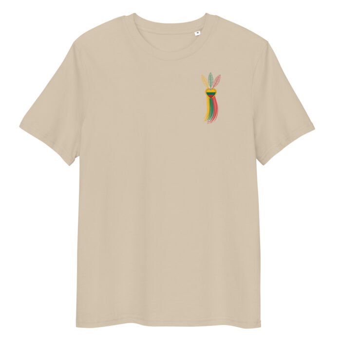 Marškinėliai su lietuviška atributika. Minimalistinis dizainas su subtiliais akcentais tinka kiekvienai dienai, pabrėžiant autentišką stilių.