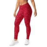 Kokybiškos raudonos temprės su sniego raštu, tinka šventiniam sezonui. Minkštas audinys suteikia komfortą, tinka sportui, jogai.