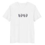 Šie unisex marškinėliai iš 100% organinės medvilnės, minkšti ir puikiai tinka kasdienai. Kartais norisi šiek tiek šilumos ir meilės – XOXO